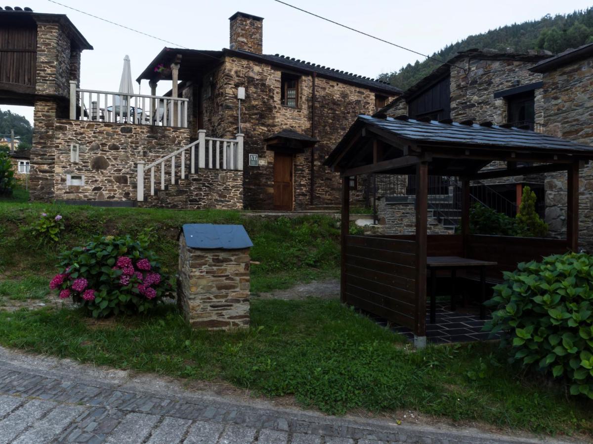 Casas Rurales Tareira En Taramundi Bagian luar foto