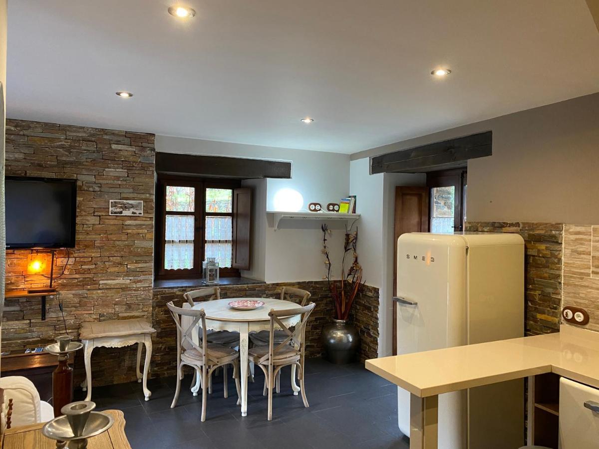 Casas Rurales Tareira En Taramundi Bagian luar foto