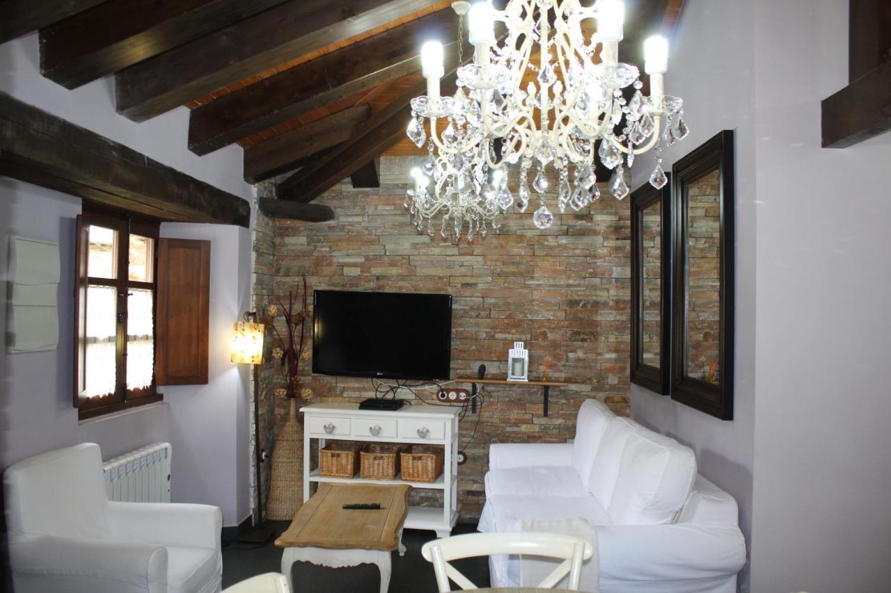 Casas Rurales Tareira En Taramundi Bagian luar foto