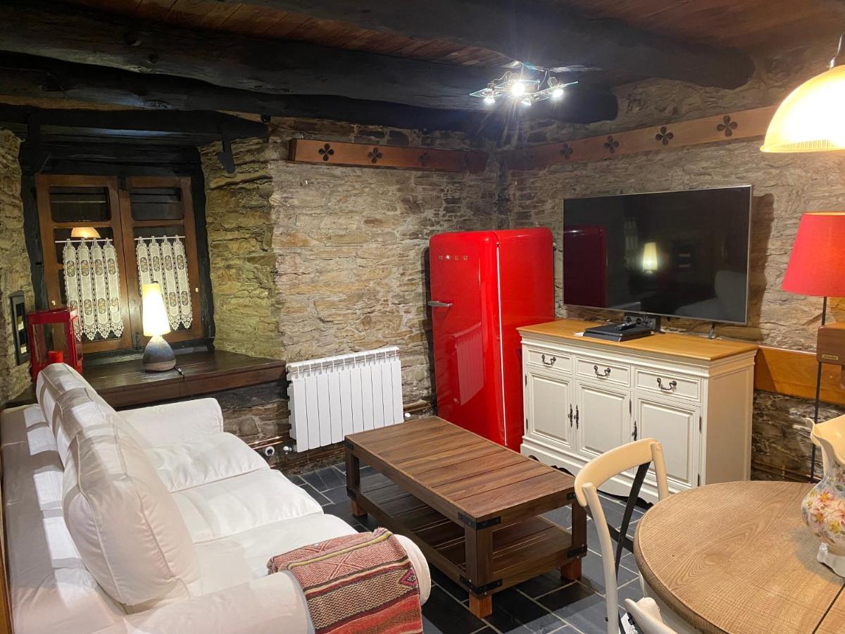 Casas Rurales Tareira En Taramundi Bagian luar foto