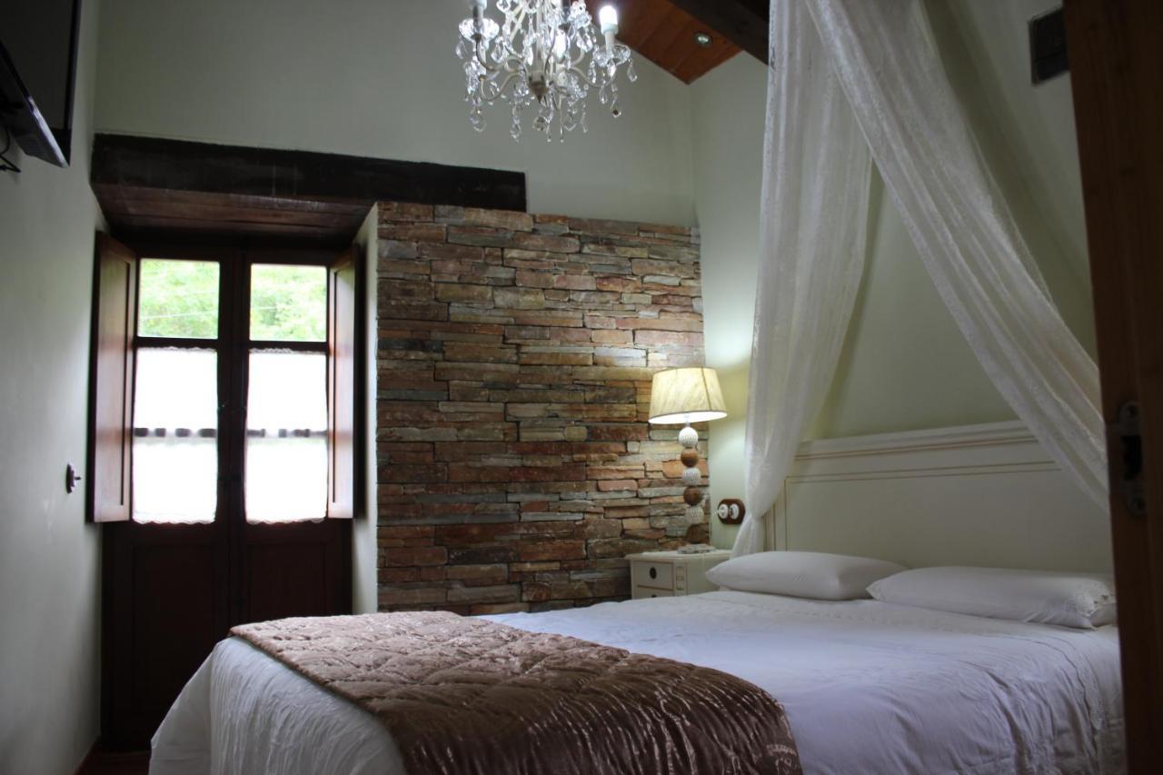 Casas Rurales Tareira En Taramundi Bagian luar foto