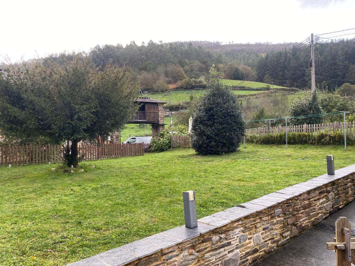Casas Rurales Tareira En Taramundi Bagian luar foto
