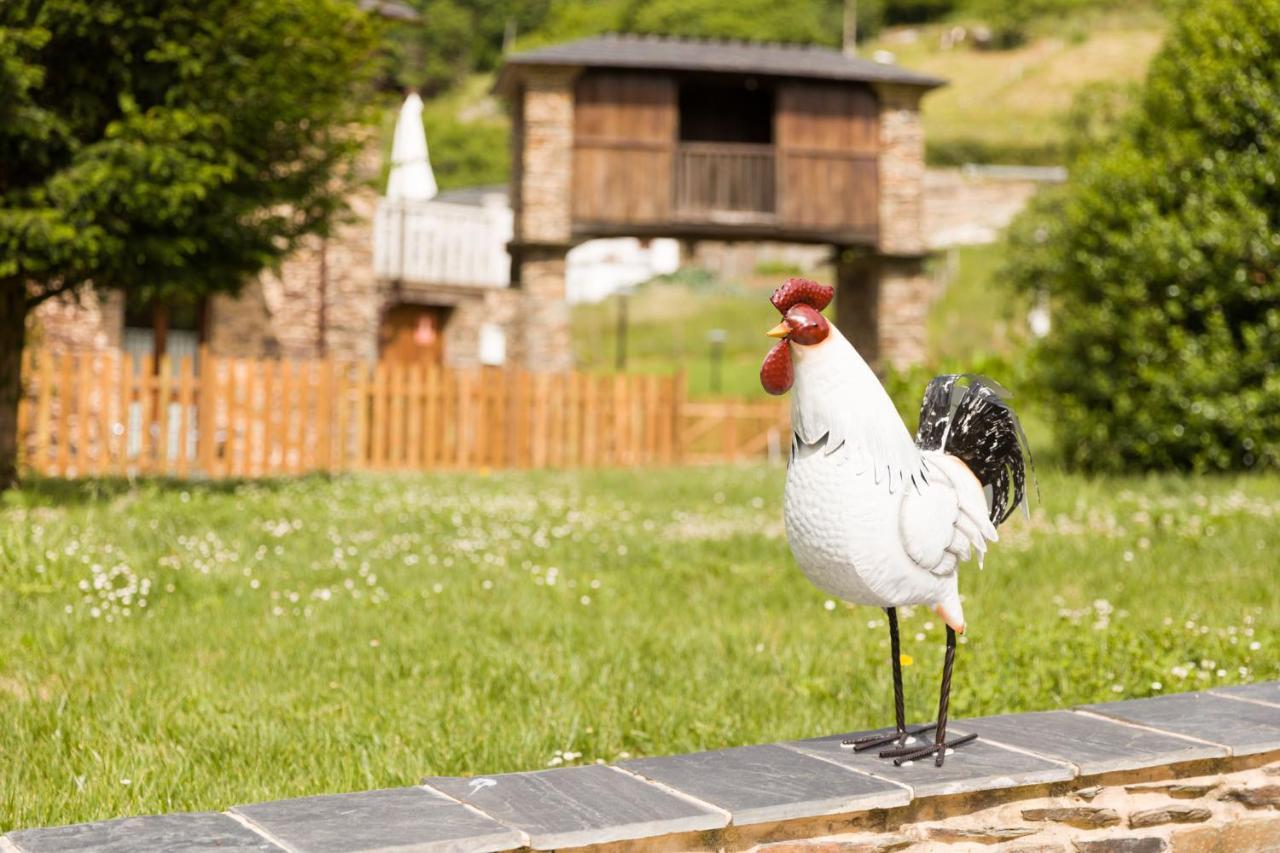 Casas Rurales Tareira En Taramundi Bagian luar foto